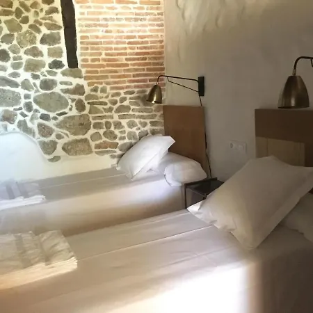 Lanzaroco, Tu Casa En La Vera