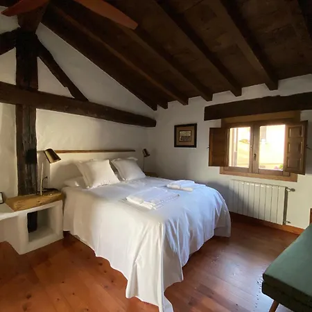 Дом отдыха Lanzaroco, Tu Casa En La Vera *